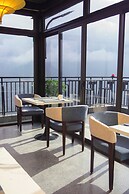 DeLaMont Sapa Hotel
