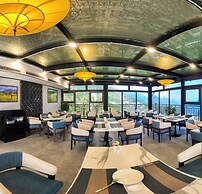 DeLaMont Sapa Hotel
