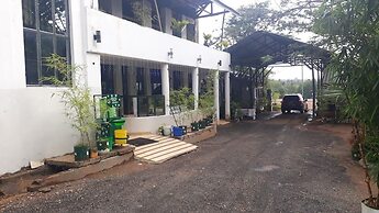 Roddy's Green Lounge Vihiga