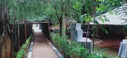 Roddy's Green Lounge Vihiga