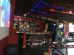 Roddy's Green Lounge Vihiga