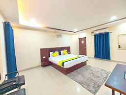 Hotel Kashi Grand Varanasi