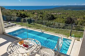 Seaview Villa Luka With Pool