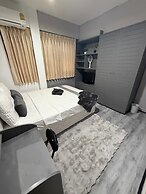Ree House