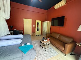 Alura Guesthouse