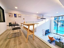 Pool Access Massive Townhouse