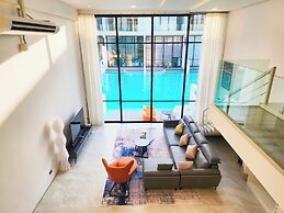 Pool Access Massive Townhouse