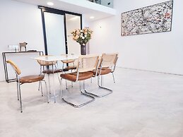 Pool Access Massive Townhouse