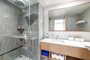 Seaside 2BR 200 m to BangTao beach