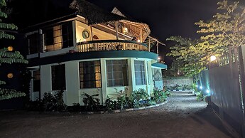 Kilimanjaroo Inn