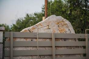 Terra Hélios Suites & Studios