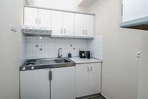 Terra Hélios Suites & Studios