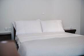 Terra Hélios Suites & Studios