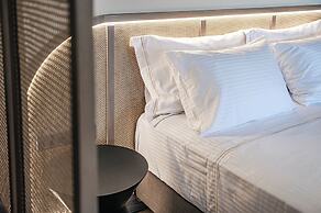 Terra Hélios Suites & Studios