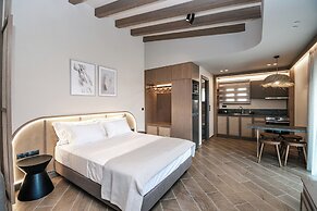 Terra Hélios Suites & Studios