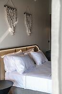 Terra Hélios Suites & Studios