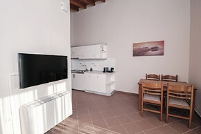 Terra Hélios Suites & Studios