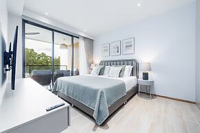 Beachside 2BR 200 m to BangTao beach