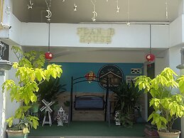 Plan B house