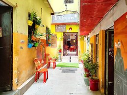 Hotel Teerth Guest House Varanasi