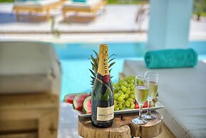 Alia suites and spa