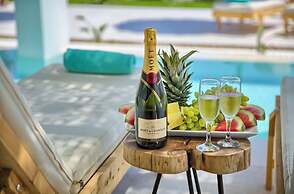 Alia suites and spa