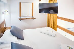 Alia suites and spa