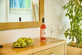 Alia suites and spa