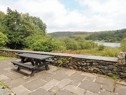 Ty Newydd