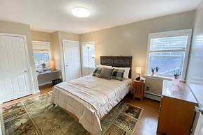 Pine Tree Trail Lodge