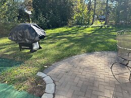 Pine Tree Trail Lodge