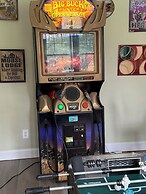 Pine Tree Trail Lodge