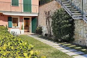 Holiday House Sole View & Shared Pool