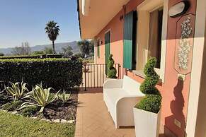 Holiday House Sole View & Shared Pool