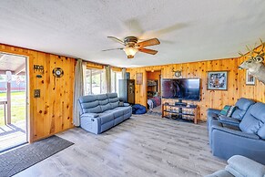 Hunt, Fish & Hike: Home w/ Deck in Encampment