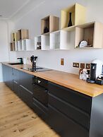 Lavish Collections