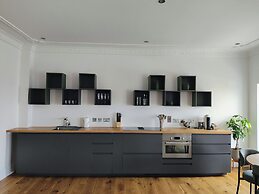 Lavish Collections