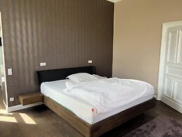 Manor house with pool