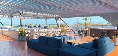 Setai Aquamaris - by Setai Apartaments