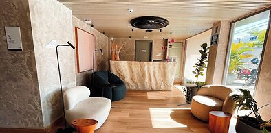 Setai Aquamaris - by Setai Apartaments