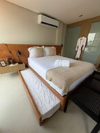 Setai Aquamaris - by Setai Apartaments