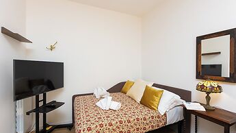 Annietta Apartment