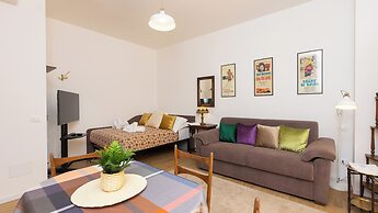 Annietta Apartment