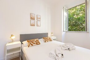 Faleria Apartment