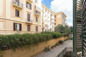 Faleria Apartment