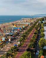 Holiday in orbi city