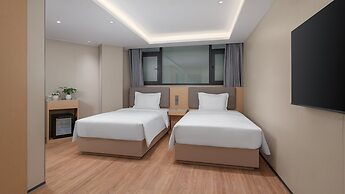 Holiday Inn Express Kunming Railway Station by IHG
