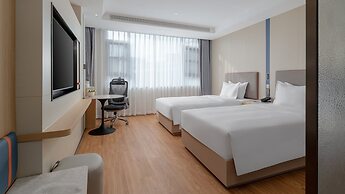 Holiday Inn Express Kunming Railway Station by IHG