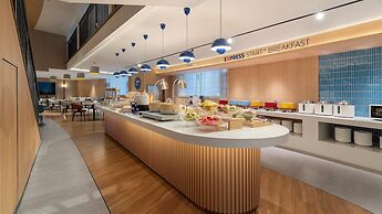 Holiday Inn Express Kunming Railway Station by IHG