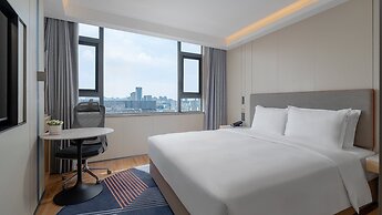 Holiday Inn Express Kunming Railway Station by IHG